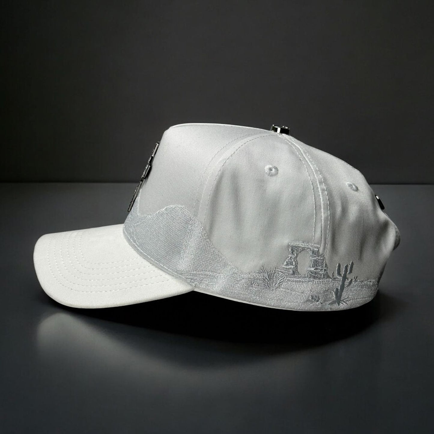 Cruz del Desierto White Edition